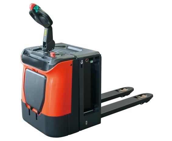 SELF-PROPELLED (RIDE ON) PALLET TRUCK