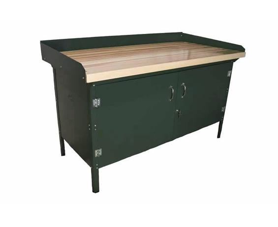 ENCLOSED CABINET WORKBENCH