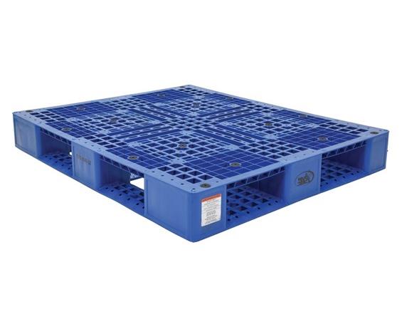 PLASTIC PALLETS &amp; SKIDS
