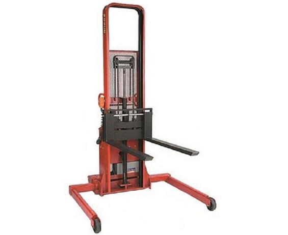 BATTERY POWERED 1000 LB. TO 2000 LB. PALLET STRADDLE &amp; PLATFORM STACKERS