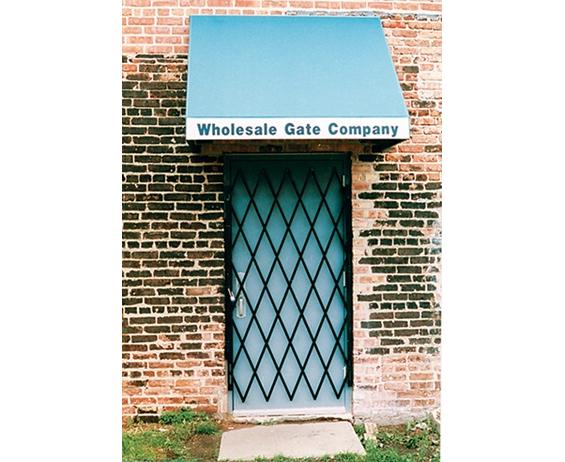 DOOR GATE