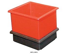 HEAVY-DUTY MOLDED PLASTIC CONTAINERS