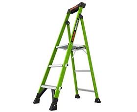 LITTLE GIANT&#174; MIGHTYLITE™ STEPLADDER